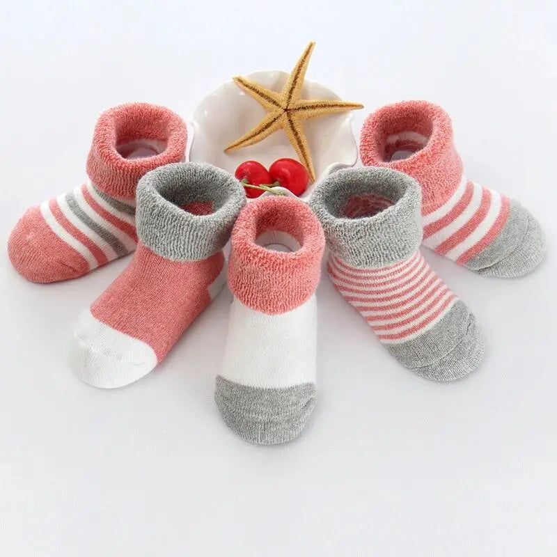 Kiddiezoom Unisex Non Skid Baby Socks 0 To 12 Months