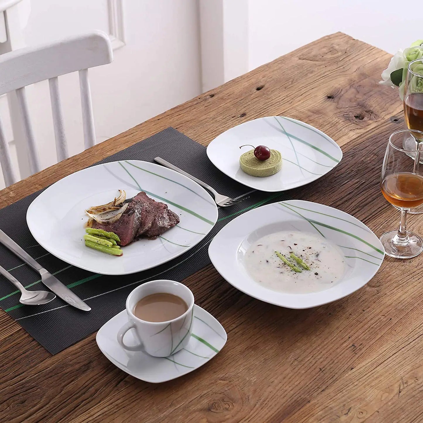 MALACASA Aviva 30-Piece Porcelain Dinnerware Set With Cup And Saucer