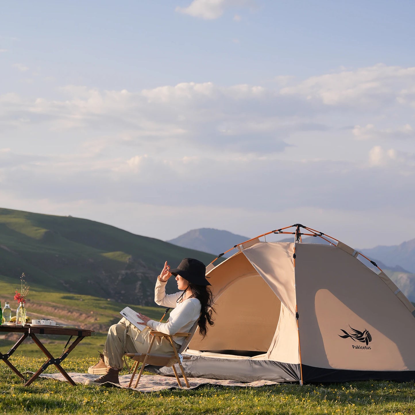 Pakicetus Windproof Family Camping Tent Easy Setup Lightweight