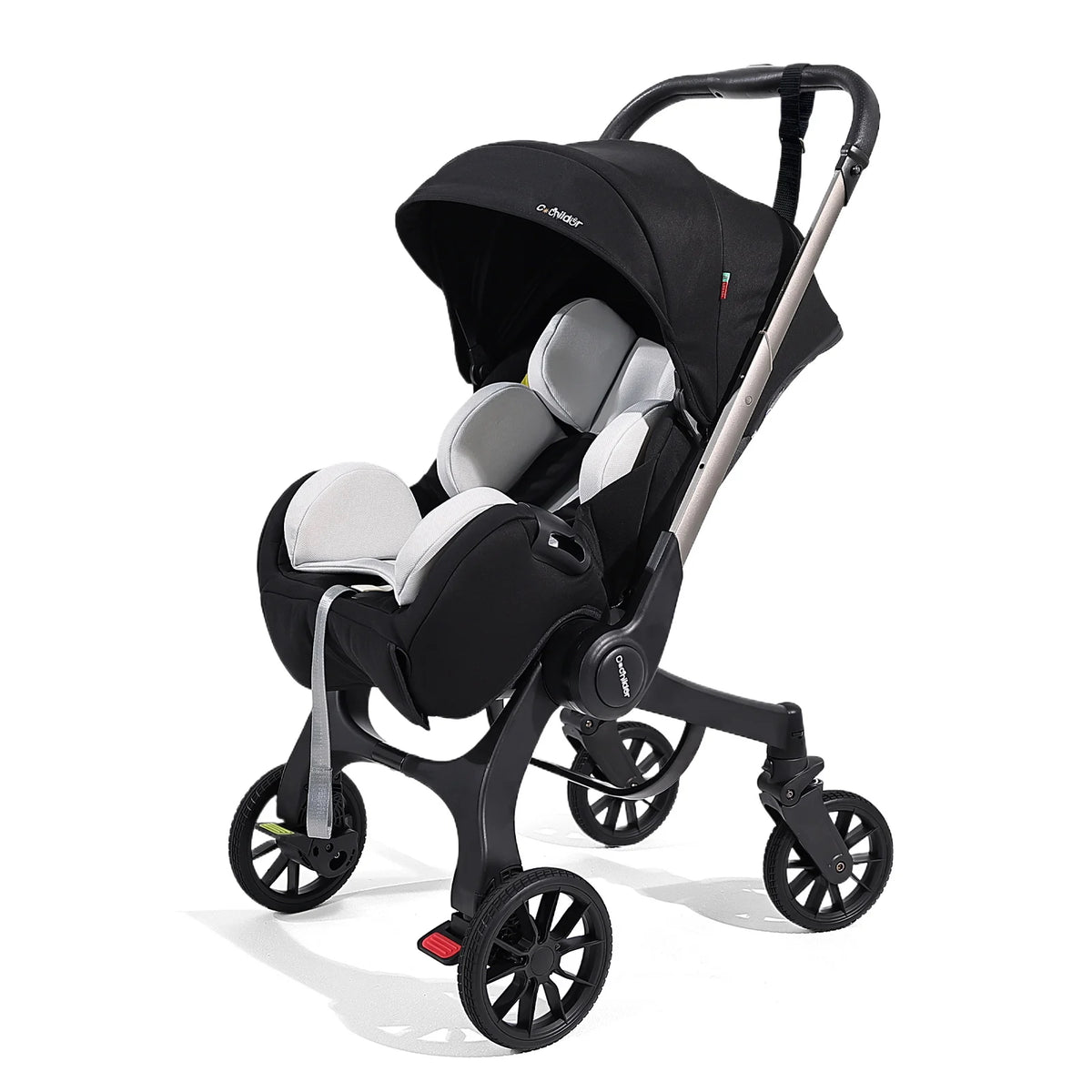 Stroller with 4 heels - metal frame and comfortable fabric, Foldable and easy to transport.